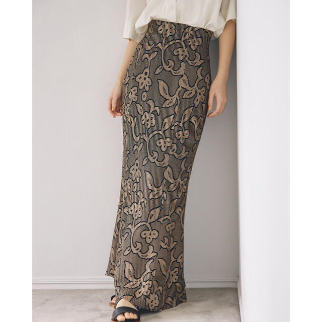 TODAYFUL(トゥデイフル)の★新品★TODAYFUL Jacquard Leaf Pencilskirt レディースのスカート(ロングスカート)の商品写真