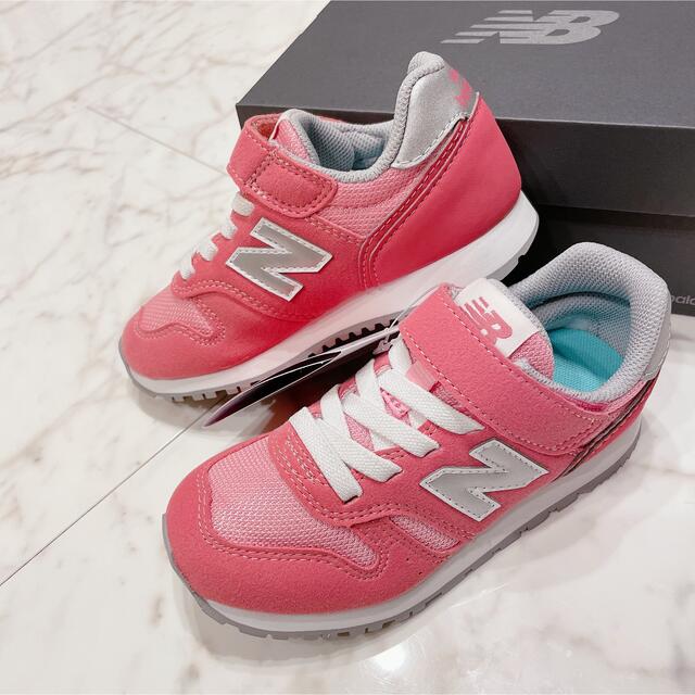 New Balance(ニューバランス)の17.0 新品 ニューバランス スニーカー 373 ピンク ジュニア キッズ キッズ/ベビー/マタニティのキッズ靴/シューズ(15cm~)(スニーカー)の商品写真