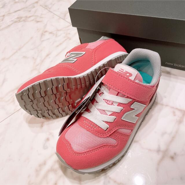 New Balance(ニューバランス)の17.0 新品 ニューバランス スニーカー 373 ピンク ジュニア キッズ キッズ/ベビー/マタニティのキッズ靴/シューズ(15cm~)(スニーカー)の商品写真