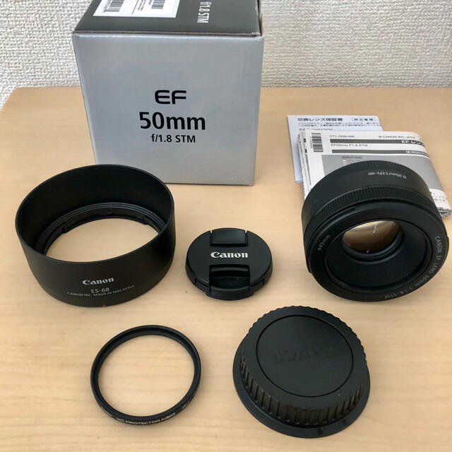 Canon(キヤノン)のCanon EF 50mm F1.8 STM  極美品　※保護フィルター付き スマホ/家電/カメラのカメラ(レンズ(単焦点))の商品写真