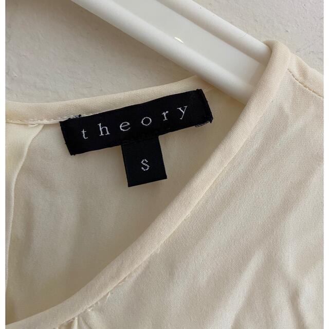 theory(セオリー)のtheory セオリー ノースリーブブラウス シルク100% サイズS レディースのトップス(シャツ/ブラウス(半袖/袖なし))の商品写真