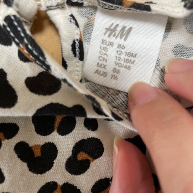 H&M(エイチアンドエム)のH&Mレオパードワンピース キッズ/ベビー/マタニティのベビー服(~85cm)(ワンピース)の商品写真