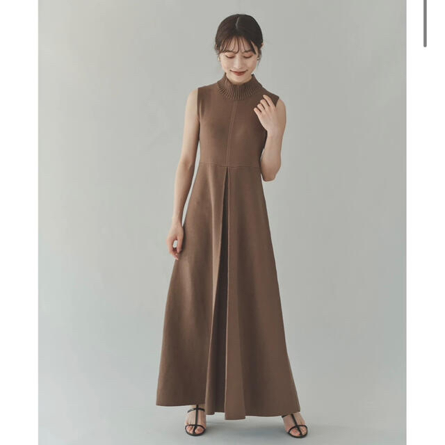 ささか様専用★L'Or Box pleats Knit Dress Brown レディースのワンピース(ロングワンピース/マキシワンピース)の商品写真