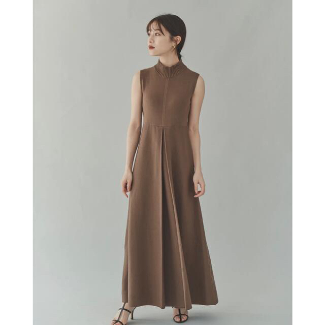 ささか様専用★L'Or Box pleats Knit Dress Brown レディースのワンピース(ロングワンピース/マキシワンピース)の商品写真