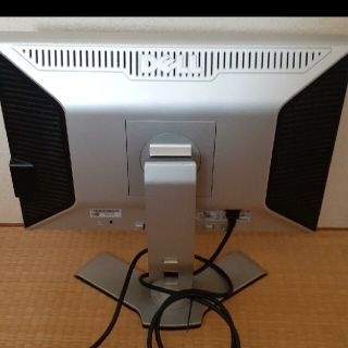 デル(DELL)のPCモニター　DELL　BQR-2007WFP(ディスプレイ)