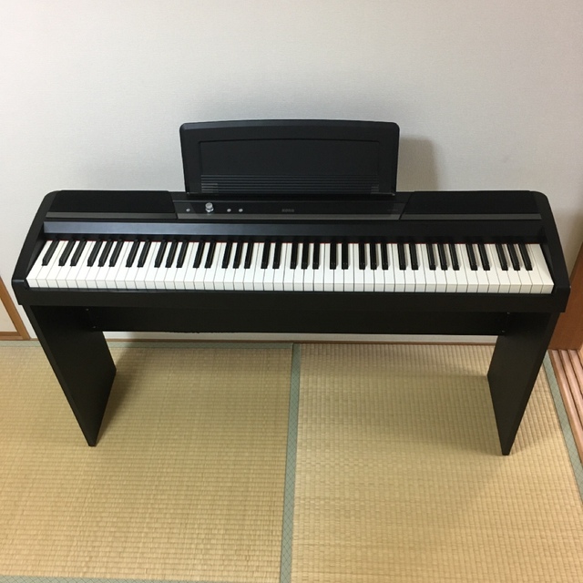 KORG(コルグ)のKORG コルグ　専用スタンド　黒 楽器の鍵盤楽器(電子ピアノ)の商品写真