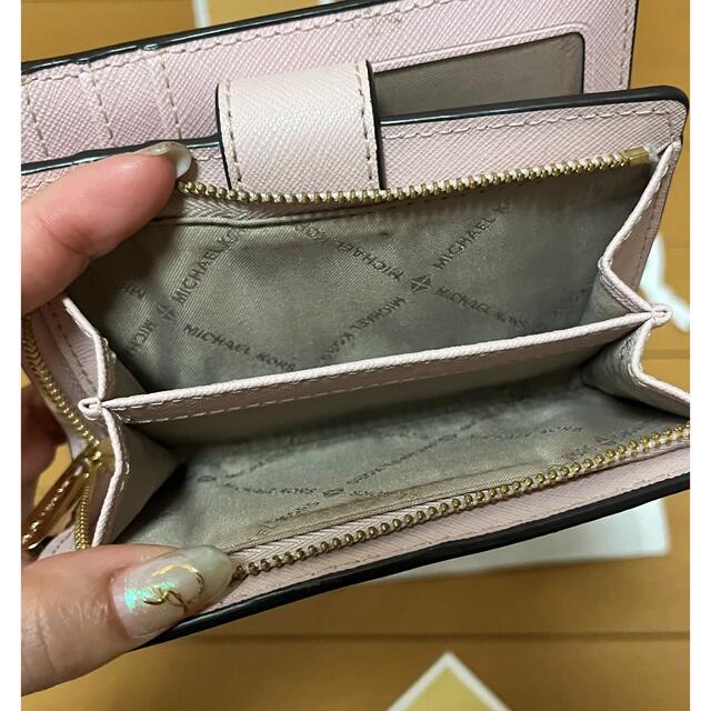 Michael Kors(マイケルコース)のMICHAEL KORS マイケルコース 財布 2つ折り ライトピンク レディースのファッション小物(財布)の商品写真