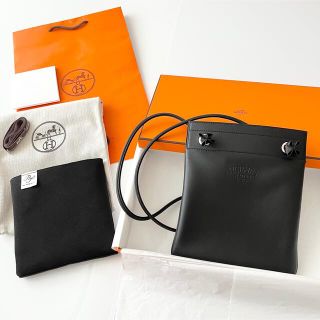 エルメス(Hermes)の新品 HERMES アリーヌミニ 黒  Bag Trunk バッグインバッグ(ショルダーバッグ)