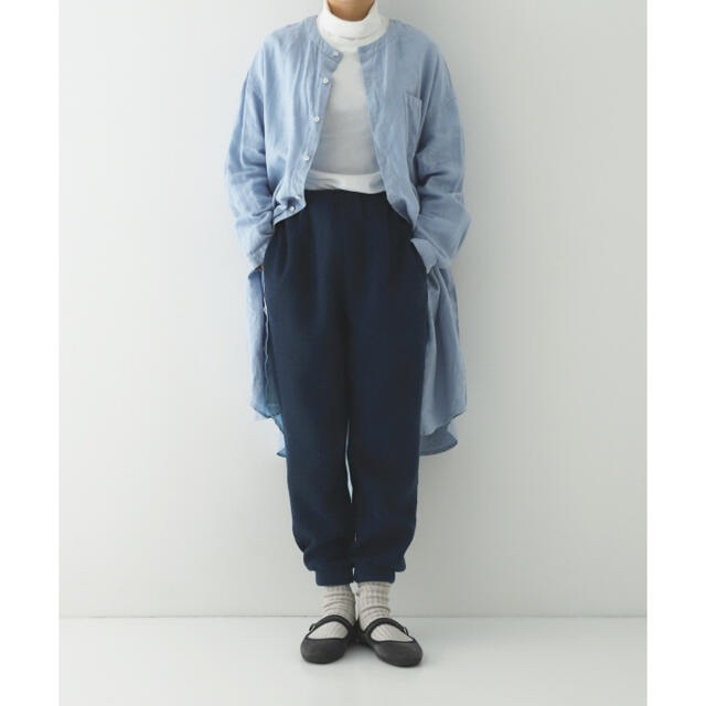 nest Robe(ネストローブ)のnest Robeネストローブ　リネンクルーネックチュニックブラウス レディースのトップス(シャツ/ブラウス(長袖/七分))の商品写真