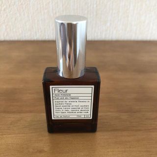 オゥパラディ(AUX PARADIS)のオゥパラディ　オードパルファム　フルール　15ml(香水(女性用))