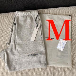 フィアオブゴッド(FEAR OF GOD)のfog essentials ハーフパンツ グレー M 新品未使用(ショートパンツ)