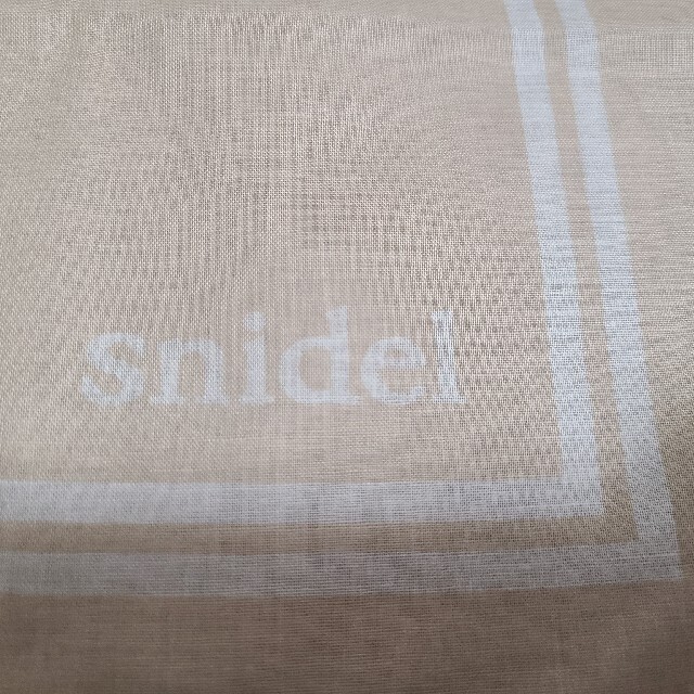 SNIDEL(スナイデル)の新品　スナイデルスカーフ レディースのファッション小物(バンダナ/スカーフ)の商品写真