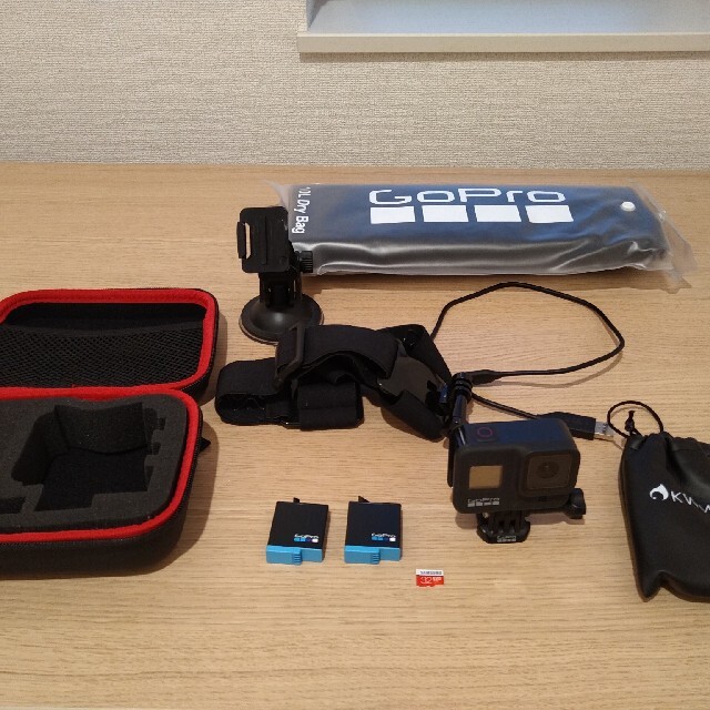 Gopro hero 8 本体 バッテリー2個 メモリ32GB ケース付 超安い 18900