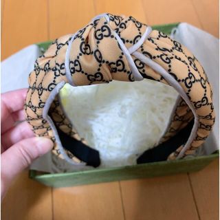 グッチ ロゴ カチューシャの通販 7点 | Gucciのレディースを買うならラクマ