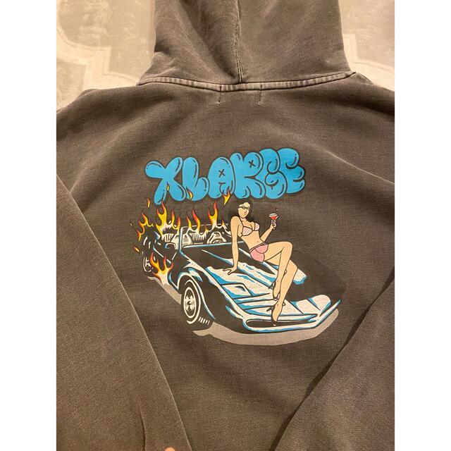 XLARGE(エクストララージ)のパーカー　ユニセックス　Mサイズ レディースのトップス(パーカー)の商品写真