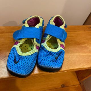 ナイキ(NIKE)のナイキ　エアリフト　キッズ　13cm(サンダル)