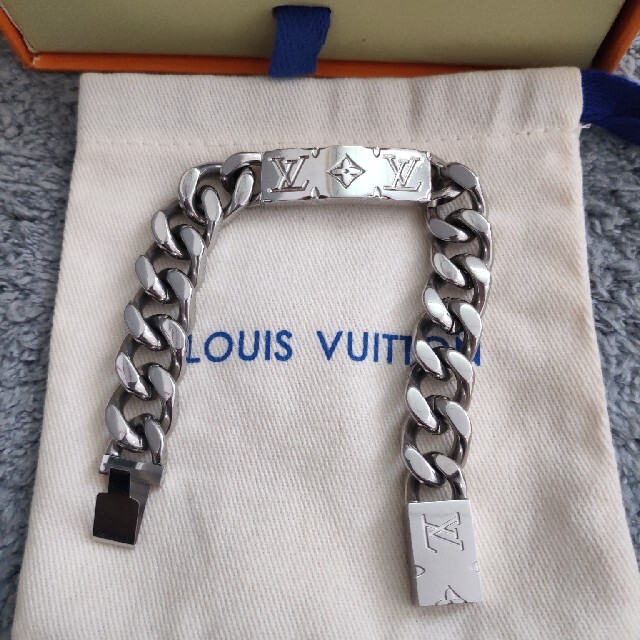 LOUIS VUITTON - （即納 ルイヴィトン チェーンブレスレット Mの通販 by ♬Lisa♬'s shop｜ルイヴィトンならラクマ