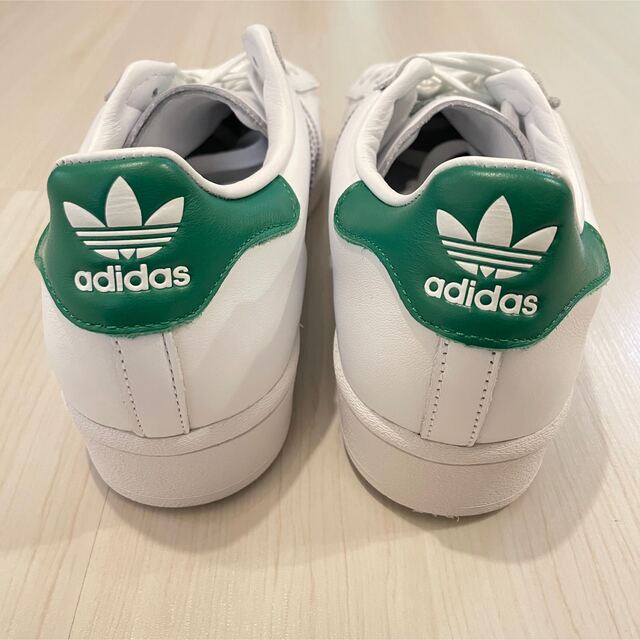 adidas(アディダス)のadidas originals スーパースター UR 27cm メンズの靴/シューズ(スニーカー)の商品写真