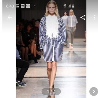 サカイ(sacai)の美品！sacaiサカイストライプメッシュワンピース(ひざ丈ワンピース)