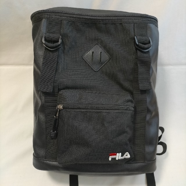 FILA(フィラ)のFILA  フィラ リュックサック  スクエア  男女兼用 通学  通勤 レディースのバッグ(リュック/バックパック)の商品写真