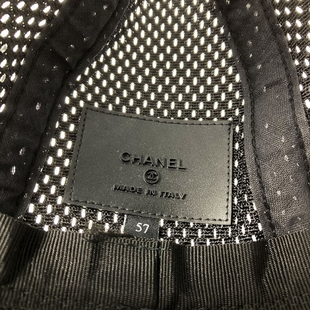 CHANEL(シャネル)のシャネル CHANEL メッシュ バケットハット その他ファッション雑【中古】 レディースのファッション小物(その他)の商品写真