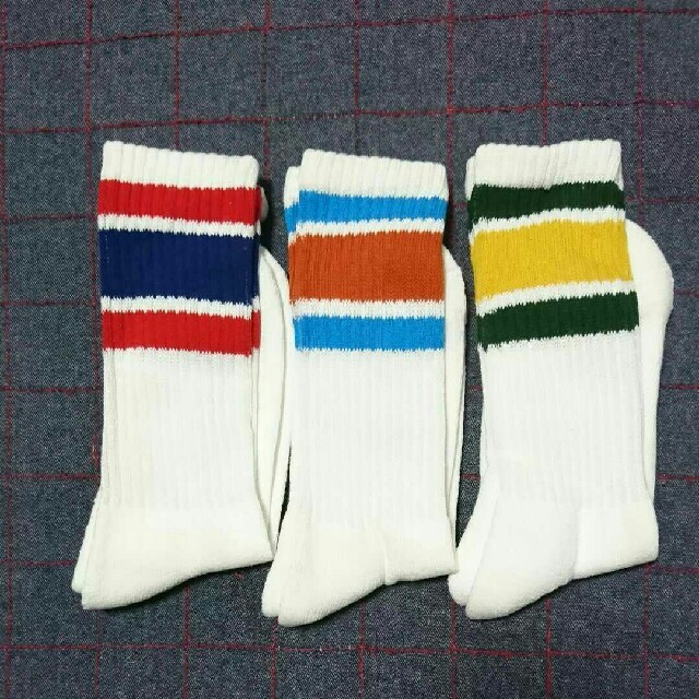 STANDARD CALIFORNIA(スタンダードカリフォルニア)のFRUIT OF THE LOOM ３P LINE SOCKS メンズのレッグウェア(ソックス)の商品写真