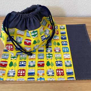 ハンドメイド　お弁当袋&ランチョンマットセット(電車柄)(ランチボックス巾着)