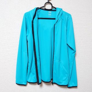 ユニクロ(UNIQLO)の美品　ユニクロ薄手のパーカー　UNIQLOパーカー(パーカー)