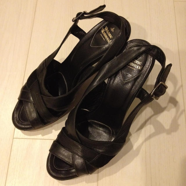 Vivienne Westwood(ヴィヴィアンウエストウッド)のvivienneサンダル♡値下げ レディースの靴/シューズ(サンダル)の商品写真