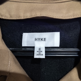 ハイク(HYKE)のHYKE定番トレンチコート[美品](トレンチコート)