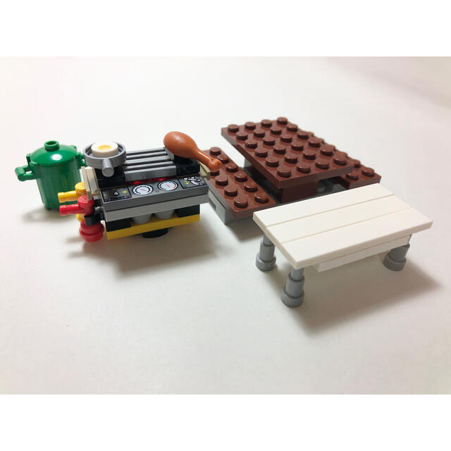 Lego(レゴ)の【新品未使用】レゴ　LEGO バーベキュー　BBQ セット キッズ/ベビー/マタニティのおもちゃ(知育玩具)の商品写真