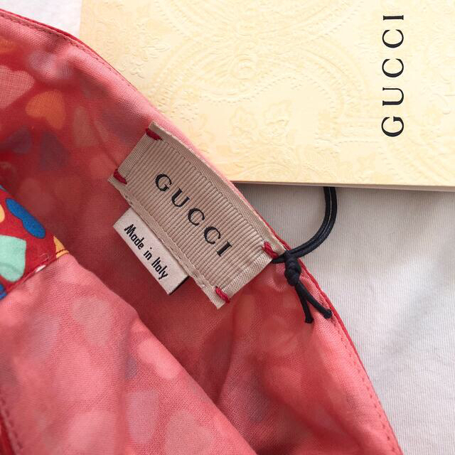 Gucci(グッチ)の【ご専用】グッチチルドレン 新品ワンピース＆ソックス 6 キッズ/ベビー/マタニティのキッズ服女の子用(90cm~)(ワンピース)の商品写真