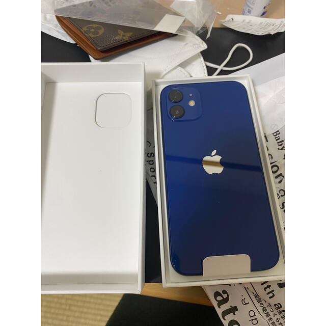 Apple(アップル)のiPhone12 128 ブルー 新品未使用品　 スマホ/家電/カメラのスマートフォン/携帯電話(携帯電話本体)の商品写真
