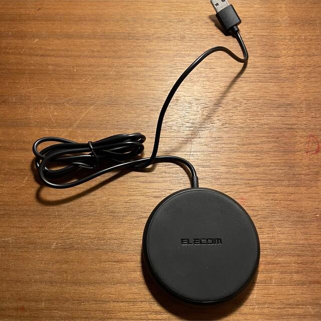 ELECOM(エレコム)のエレコム　ケーブル一体型　Qi規格対応ワイヤレス充電器(5W・卓上・2ｍ) スマホ/家電/カメラのスマートフォン/携帯電話(バッテリー/充電器)の商品写真