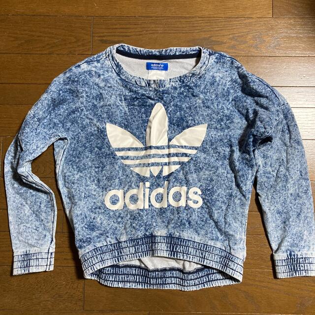 adidas(アディダス)のアディダス　トレーナー レディースのトップス(トレーナー/スウェット)の商品写真