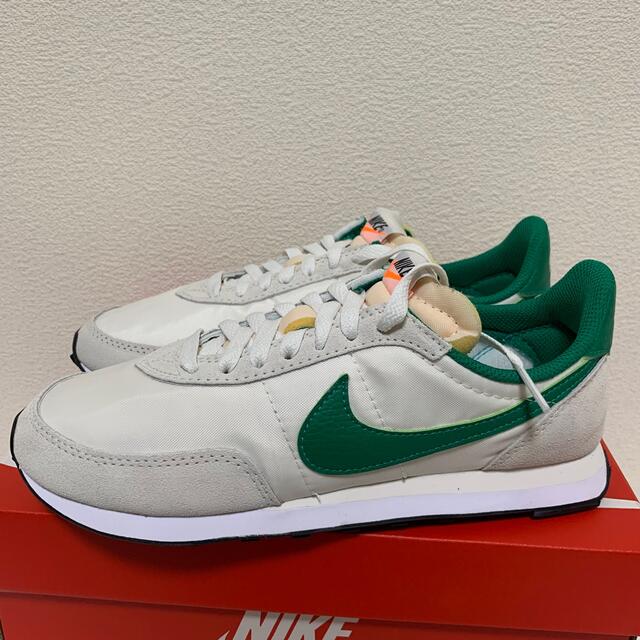 新品　未使用　試着のみ　ナイキ　NIKE　ワッフルトレーナー2