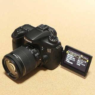 【Wifi対応】Canon EOS 70D + 標準ズームレンズ(デジタル一眼)