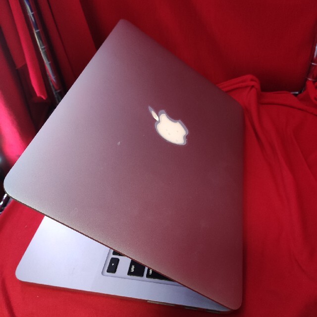 MacBook Pro(Retina, 13-inch, Early 2015)ノートPC