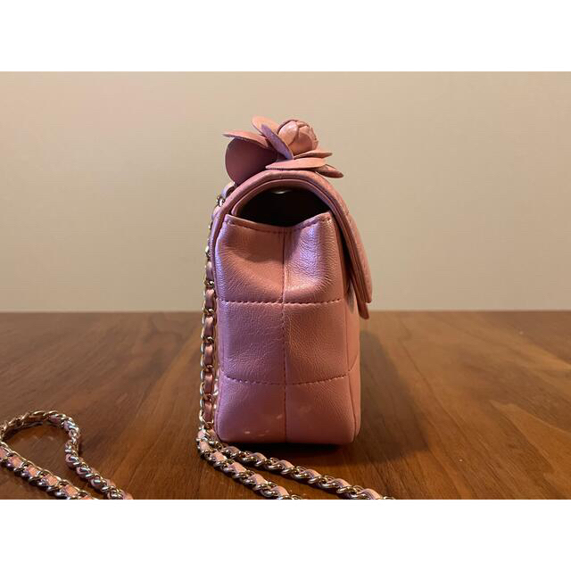 CHANEL(シャネル)のCHANEL シャネル　マトラッセ　ピンク レディースのバッグ(ショルダーバッグ)の商品写真