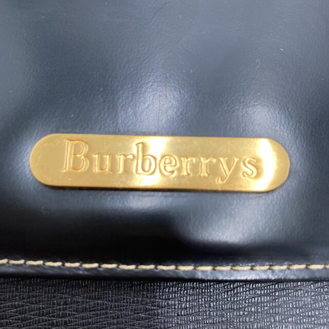 BURBERRY(バーバリー)のバーバリー　ハンドバッグ　ノバチェック　シャドーホース　ブラック　ロゴプレート レディースのバッグ(ハンドバッグ)の商品写真