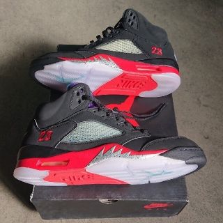 ジョーダン(Jordan Brand（NIKE）)のNIKE AIR JORDAN 5 RETRO TOP 3  27.5cm(スニーカー)