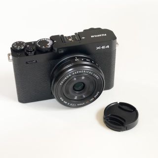 フジフイルム(富士フイルム)の富士フイルム X-E4 ブラック+XF27mm f2.8 R WR(ミラーレス一眼)