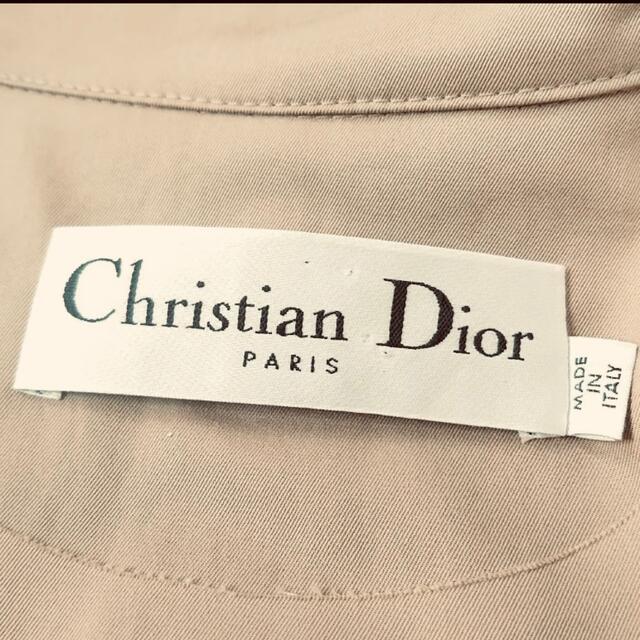 Christian Dior(クリスチャンディオール)のクリスチャンディオール　トレンチコート　ベルトロゴ レディースのジャケット/アウター(トレンチコート)の商品写真