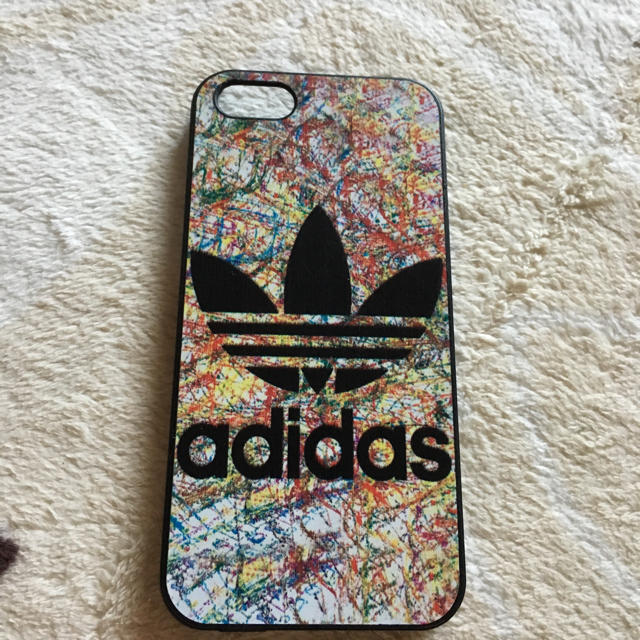 adidas(アディダス)のadidas  iPhone5sケース スマホ/家電/カメラのスマホアクセサリー(iPhoneケース)の商品写真