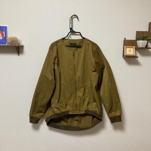黄土色　アウター　ジャケット レディースのジャケット/アウター(ノーカラージャケット)の商品写真