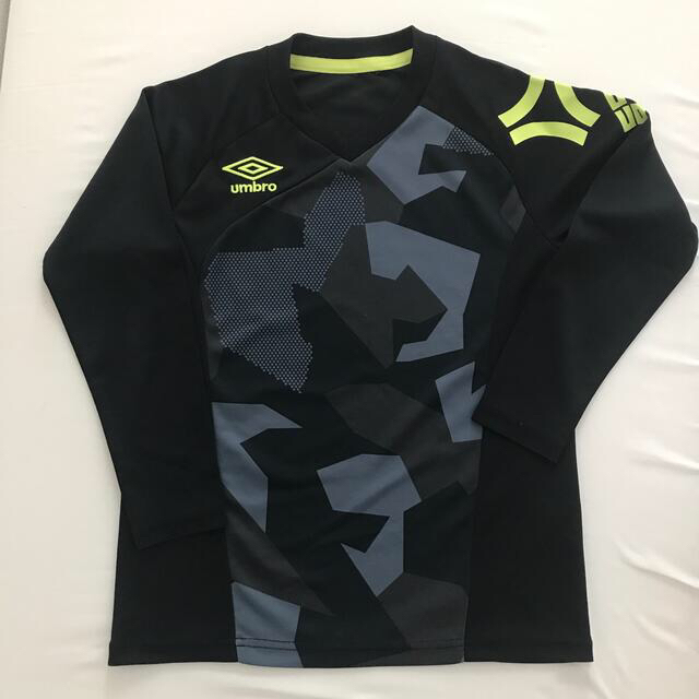 UMBRO(アンブロ)のumbro ロンT 140 キッズ/ベビー/マタニティのキッズ服男の子用(90cm~)(Tシャツ/カットソー)の商品写真