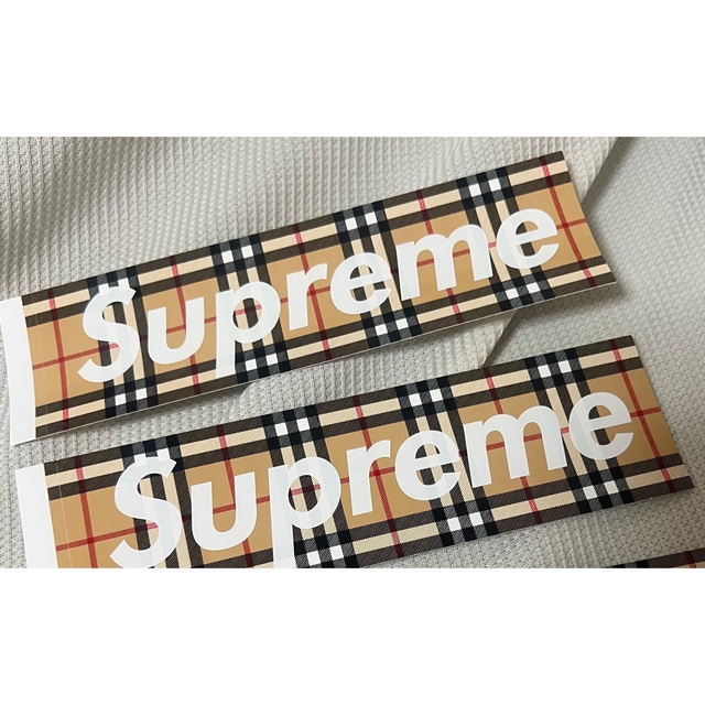 Supreme(シュプリーム)のSupreme Burberry box logo sticker 2枚 メンズのファッション小物(その他)の商品写真
