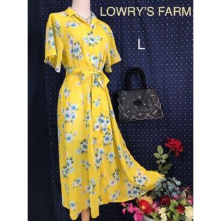 ローリーズファーム(LOWRYS FARM)のLOWRY'S FARM テーラード襟ときれいな花柄が印象的なロングワンピース(ロングワンピース/マキシワンピース)