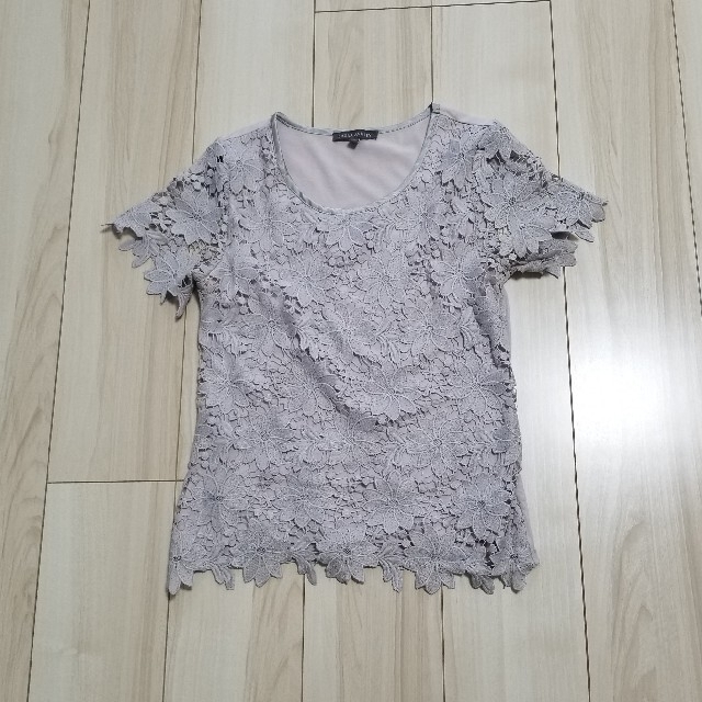 LAURA ASHLEY(ローラアシュレイ)のローラアシュレイ　Tシャツ2枚セット レディースのトップス(Tシャツ(半袖/袖なし))の商品写真