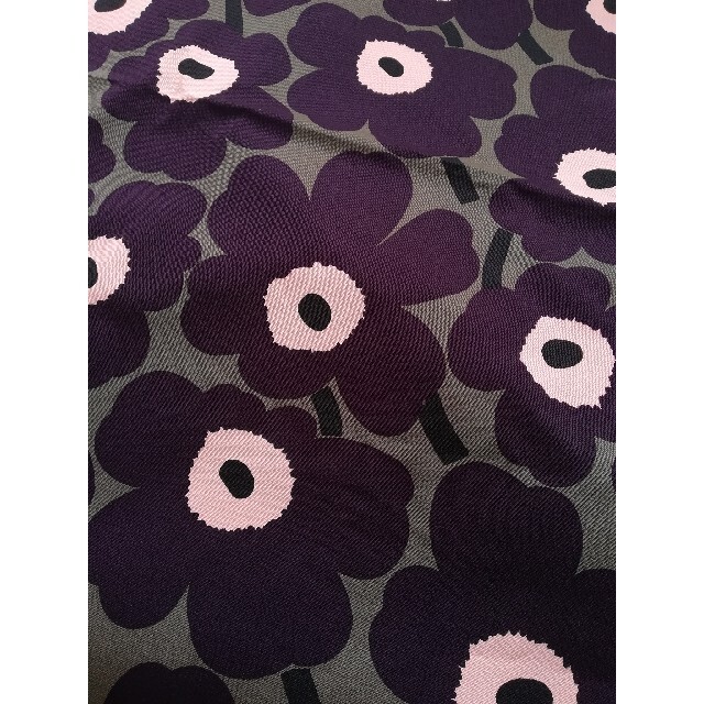 マリメッコ　marimekko　キャンバス　貴重　パープル　ピンク　カーキ　花柄